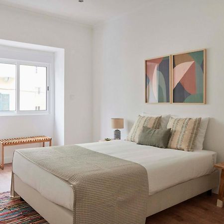 Spacious & Light-Filled 4Br Apartment By Timecoler Амадора Екстериор снимка