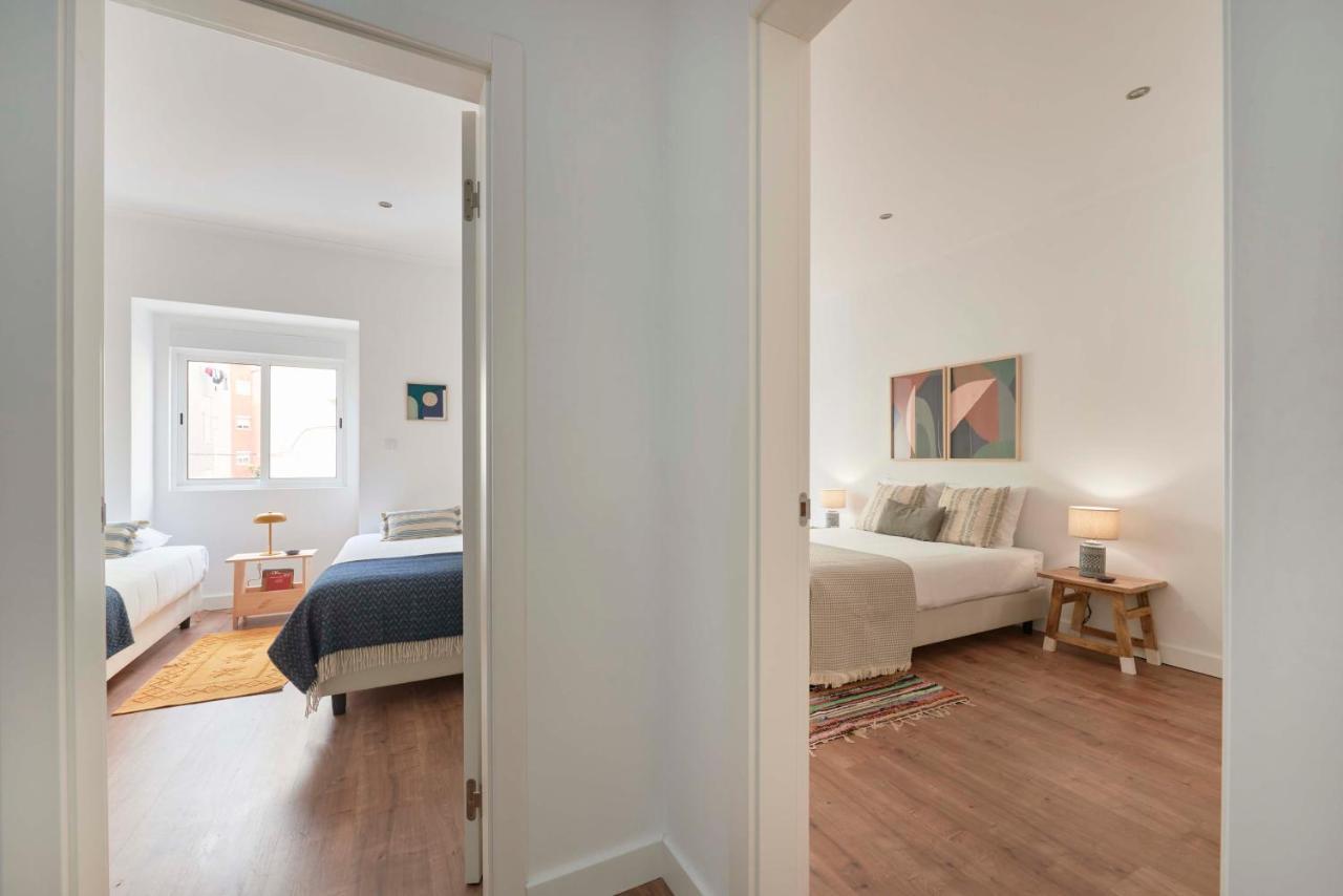 Spacious & Light-Filled 4Br Apartment By Timecoler Амадора Екстериор снимка